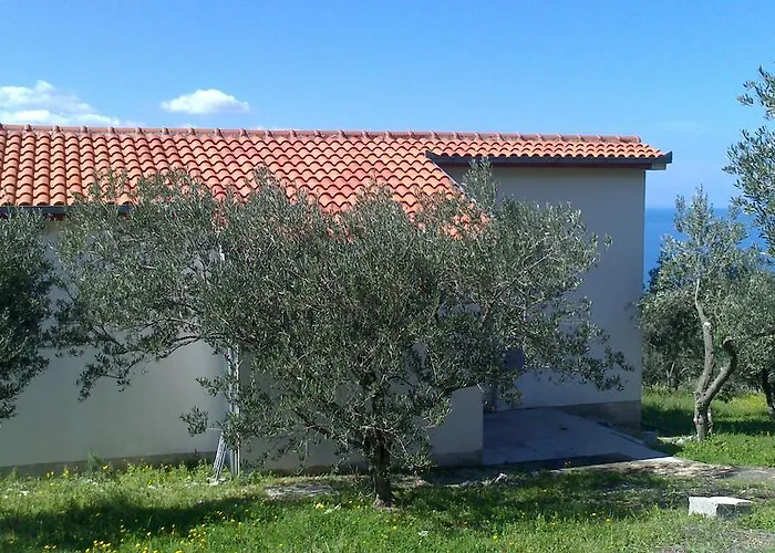 Holiday Oliveta 度假居 布雷拉